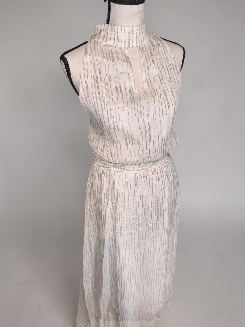 Drew Yuma White Gold Shimmer Maxi Dress M NWT Halter Metallic Evening Formal - Picture 7 of 8